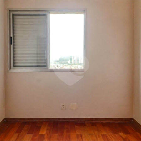 Apartamento à venda com 3 quartos, sendo 1 suíte,  em Jaguaré, São Paulo, SP