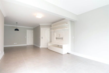 Apartamento à venda com 3 quartos, sendo 1 suíte, em Panamby, São Paulo, SP