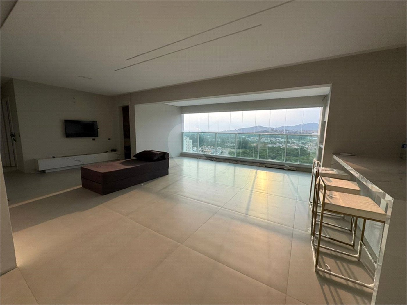 Apartamento à venda com 2 suítes em Vila Mogilar, Mogi das Cruzes, SP