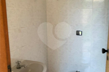 Sobrado à venda com 3 quartos, sendo 1 suíte, em Parque Residencial Rafael Alcalá, Porto Feliz, SP