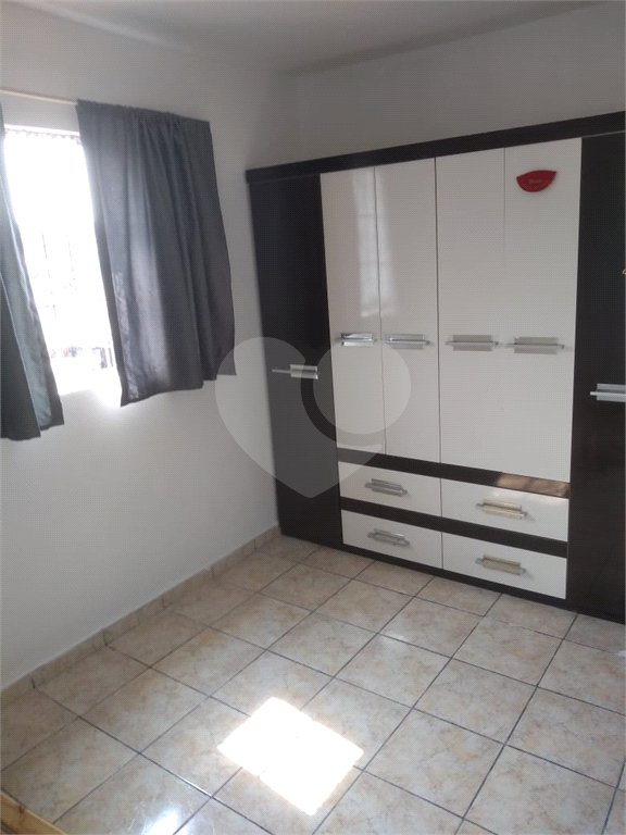 Sobrado à venda com 4 quartos, sendo 1 suíte, em Parque Edu Chaves, São Paulo, SP