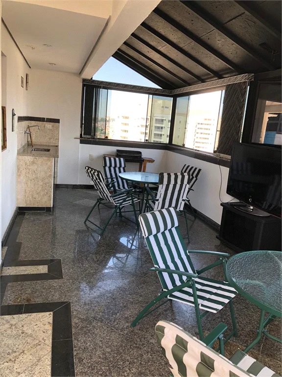 Cobertura à venda com 5 quartos, sendo 3 suítes, em Vila Andrade, São Paulo, SP