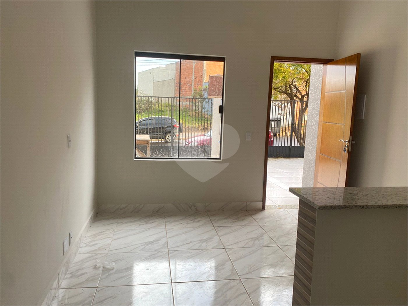 Casa de Vila à venda com 2 quartos em Jardim Santa Marta, Sorocaba, SP