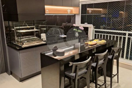 Apartamento à venda com 4 quartos, sendo 2 suítes,  em Vila Anastácio, São Paulo, SP