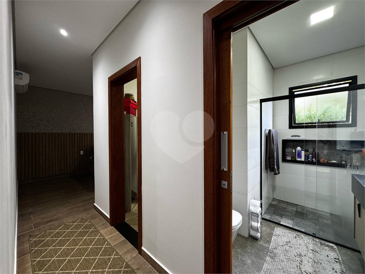 Casa à venda com 3 suítes no condomínio Golden Park Residence, Sorocaba - SP