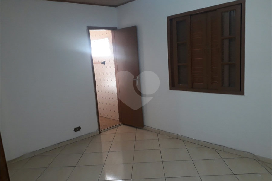 Casa à venda com 4 quartos, sendo 1 suíte, em Jaçanã, São Paulo, SP