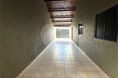 Casa à venda com 4 quartos, sendo 2 suítes, em Residencial Ponta Porã I, Ponta Porã, MS