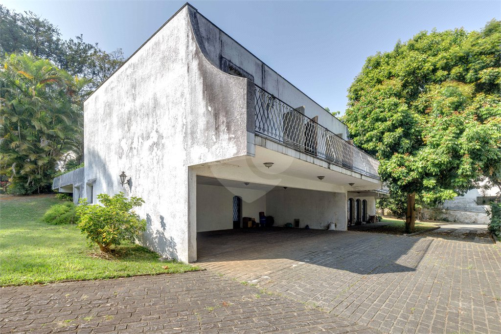 Casa à venda com 4 suítes no condomínio Chácara Flora, São Paulo - SP