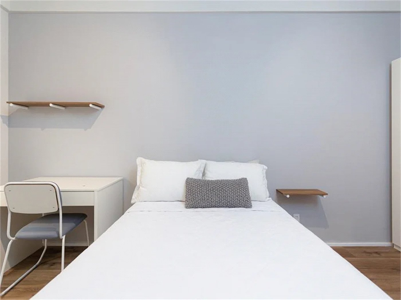 Apartamento à venda com 4 quartos, sendo 1 suíte, em Pinheiros, São Paulo, SP