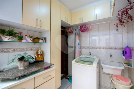 Apartamento à venda com 3 quartos, sendo 1 suíte, em Vila Assunção, Santo André, SP
