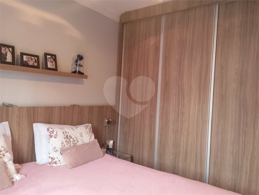 Sobrado à venda com 3 quartos, sendo 2 suítes, em Vila Dom Pedro I, São Paulo, SP
