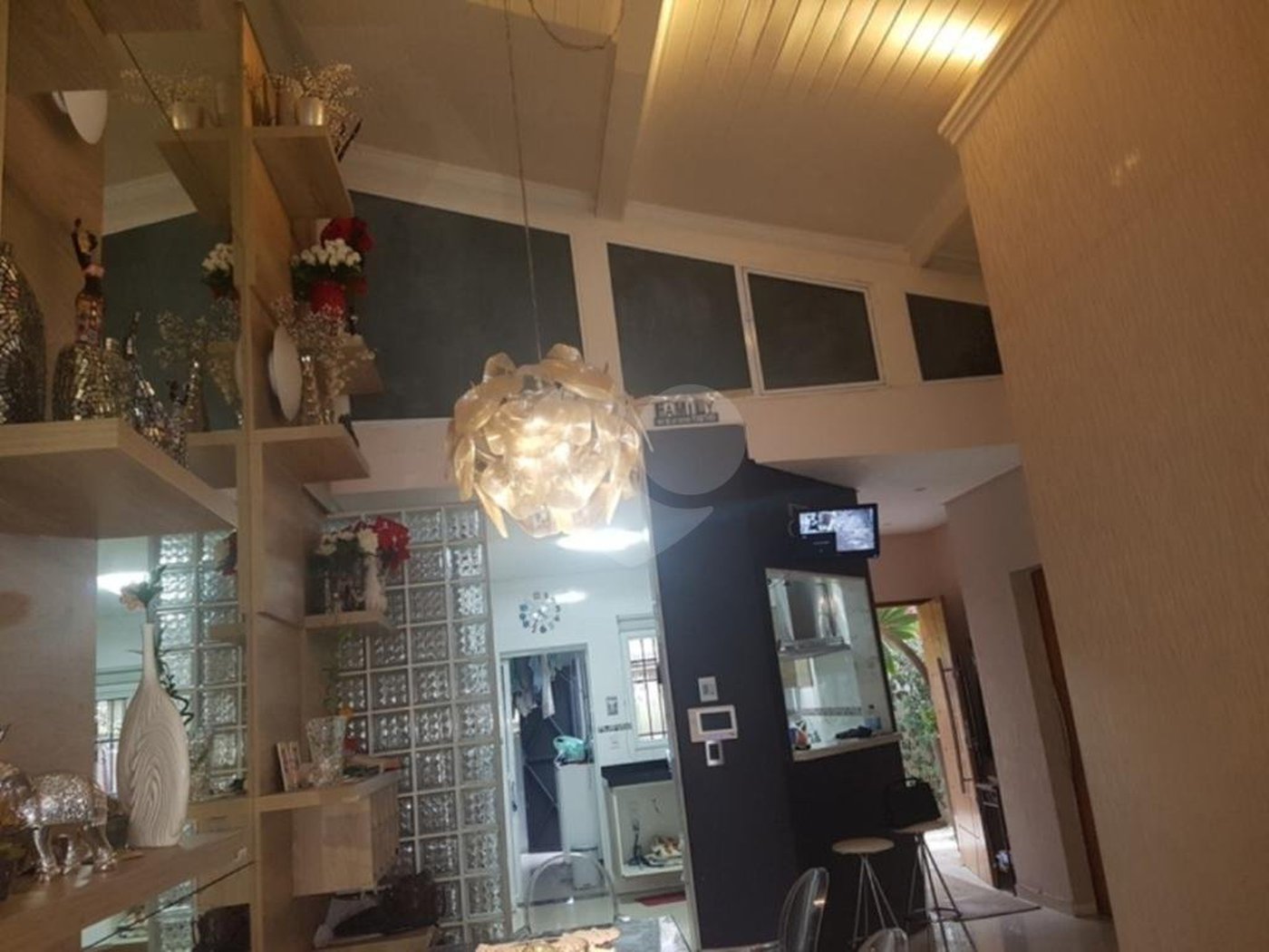 Sobrado à venda com 4 quartos, sendo 2 suítes,  em Jardim São Paulo(zona Norte), São Paulo, SP