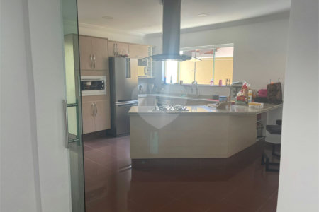 Casa à venda com 3 suítes no condomínio Valença, Sorocaba - SP
