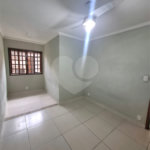 Casa Térrea à venda com 3 quartos, sendo 1 suíte, em Campo Grande, Rio de Janeiro, RJ