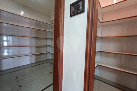 Casa à venda com 6 suítes no condomínio Portal da Raposo, Sorocaba - SP