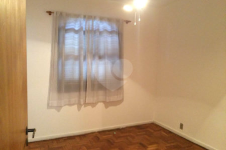 Casa à venda com 3 quartos, sendo 1 suíte,  em Vila Gomes, São Paulo, SP