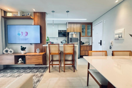 Apartamento à venda com 2 quartos, sendo 1 suíte, em Santo Amaro, São Paulo, SP
