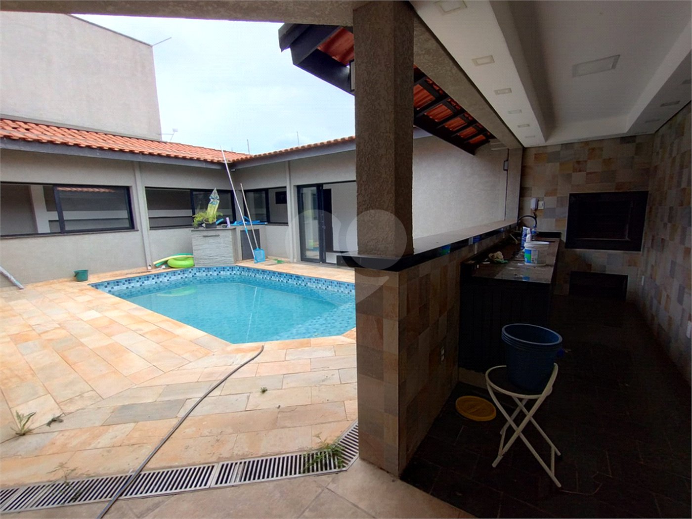 Casa à venda com 2 suítes em Vila Oliveira, Itapetininga, SP