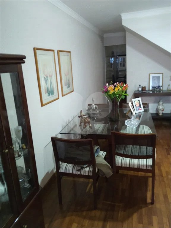 Sobrado à venda com 2 quartos, sendo 1 suíte, em Vila Gustavo, São Paulo, SP