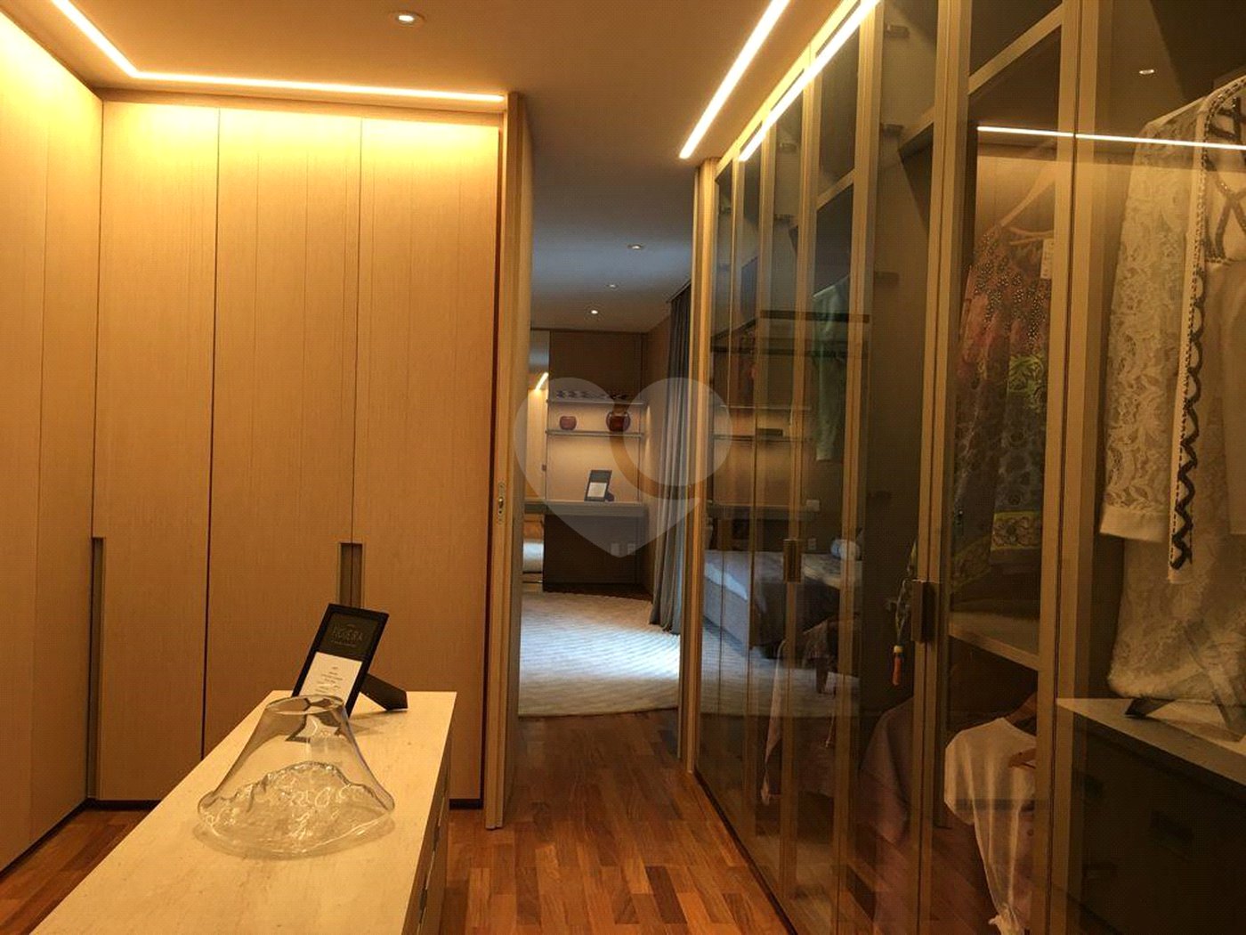 Apartamento à venda com 4 suítes em Vila Gomes Cardim, São Paulo, SP