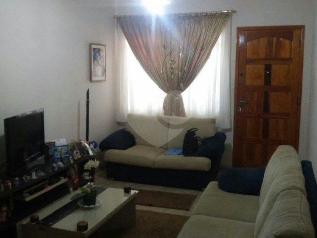 Casa à venda com 3 quartos, sendo 2 suítes,  em Vila Guilherme, São Paulo, SP