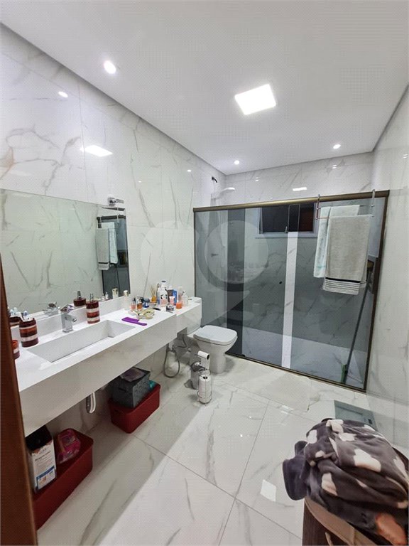 Casa à venda com 4 quartos, sendo 3 suítes,  em Jardim Vera Regina, Campo Limpo Paulista, SP