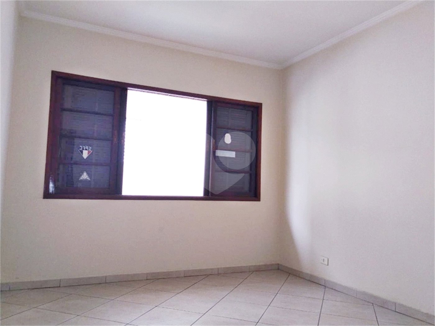 Sobrado à venda com 2 quartos em Vila Nivi, São Paulo, SP