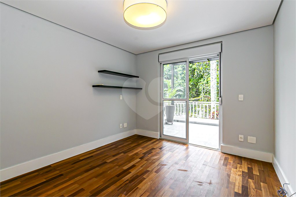 Casa à venda ou para alugar com 3 suítes no condomínio Palm Hill, São Paulo - SP