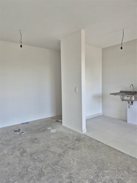 Apartamento à venda com 3 quartos, sendo 1 suíte, em Vila Anastácio, São Paulo, SP