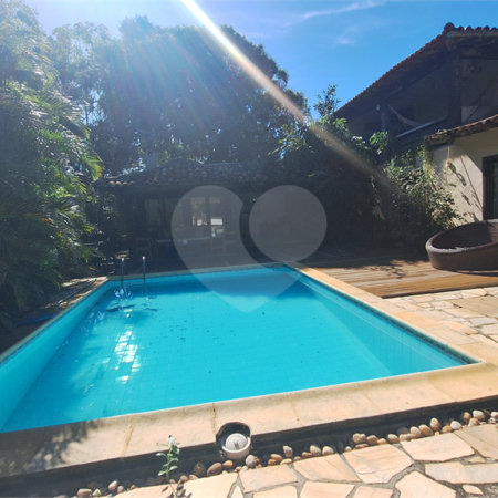 Casa à venda ou para alugar com 6 suítes em Marina, Armação dos Búzios, RJ