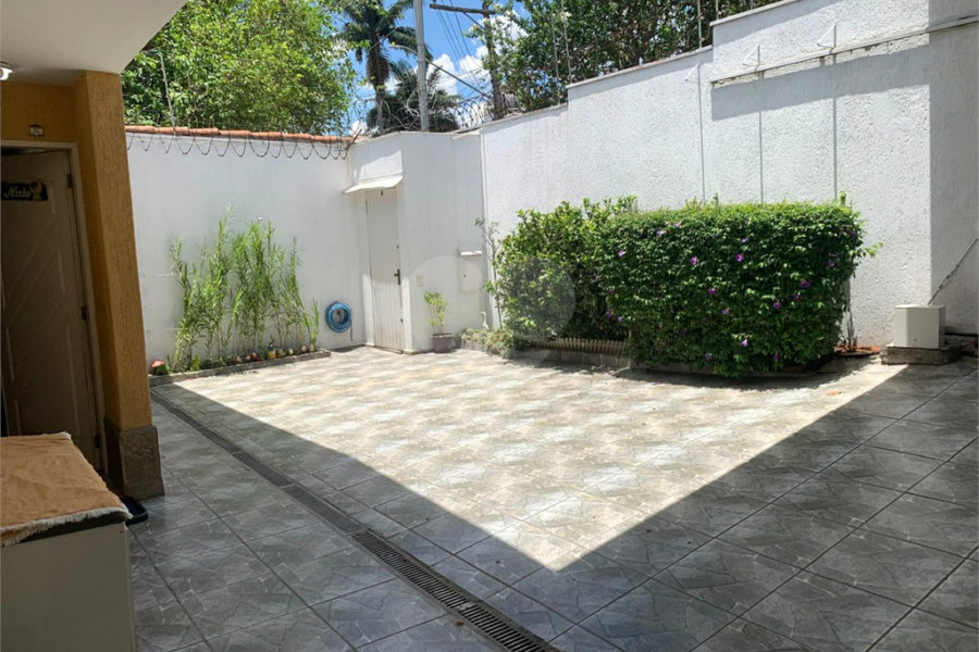 Casa à venda com 5 quartos, sendo 3 suítes, em Jabaquara, São Paulo, SP