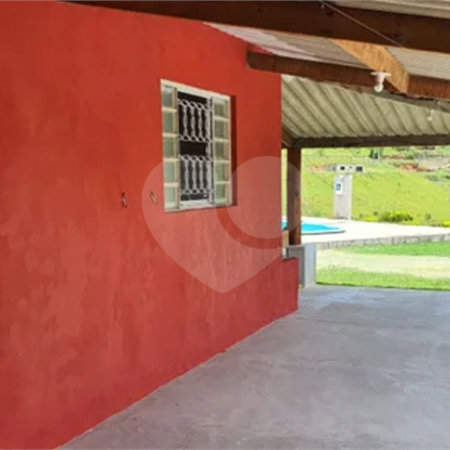 Chácara à venda com 3 quartos, sendo 1 suíte, no Centro, Paraibuna, SP