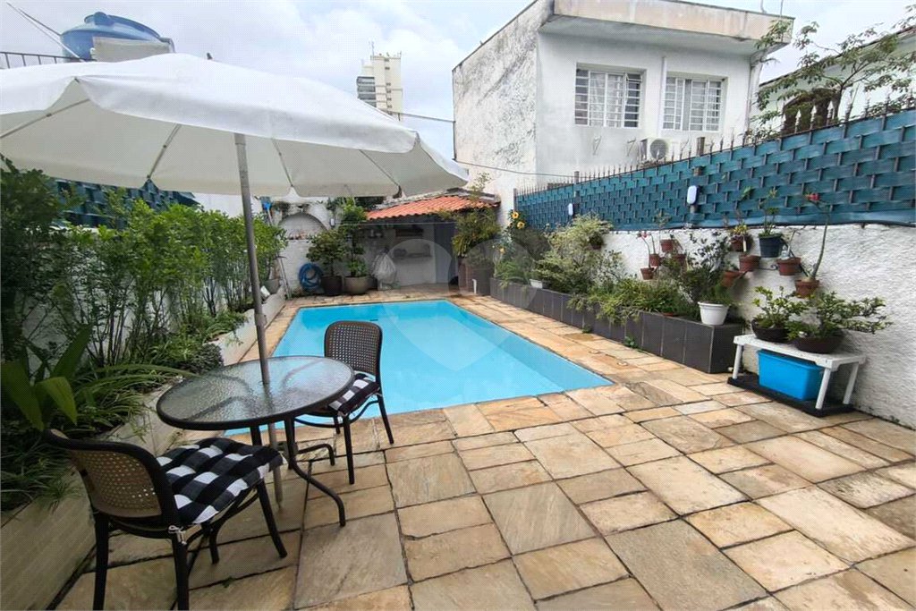 Sobrado à venda com 4 quartos, sendo 1 suíte,  em Vila Cruzeiro, São Paulo, SP