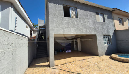 Casa à venda com 3 quartos, sendo 1 suíte,  em Vila Salles, Atibaia, SP