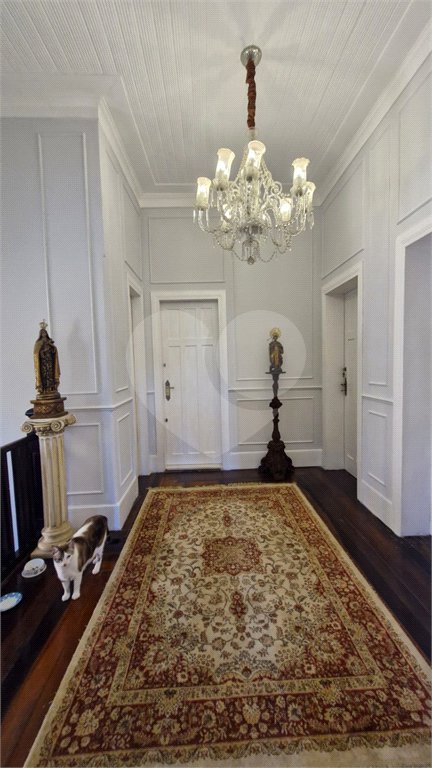 Casa à venda com 7 quartos, sendo 1 suíte, em Cosme Velho, Rio de Janeiro, RJ