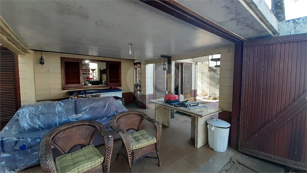 Casa à venda com 3 quartos, sendo 1 suíte, em Alto da Boa Vista, São Paulo, SP