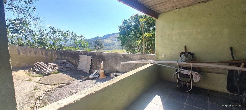 Chácara à venda com 3 quartos, sendo 1 suíte, no Centro, Nazaré Paulista, SP