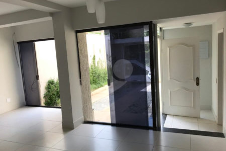 Sobrado à venda com 3 quartos, sendo 1 suíte,  em Jardim Chapadão, Campinas, SP