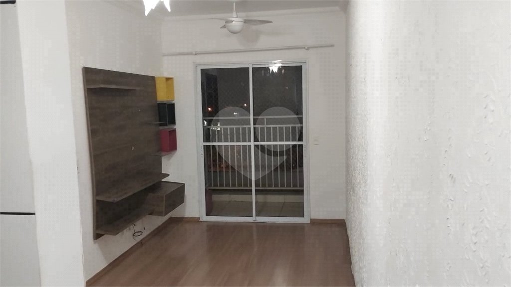Apartamento à venda com 2 quartos em Jardim Antônio Cassillo, Votorantim, SP