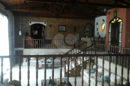 Casa à venda com 3 quartos, sendo 1 suíte, em Vila Santista, Atibaia, SP