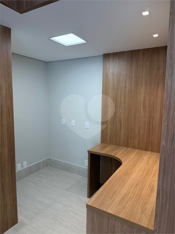 Apartamento à venda com 3 suítes em Vila Olímpia, São Paulo, SP