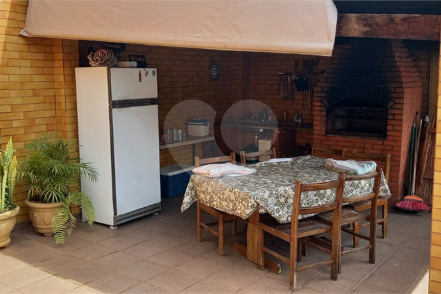 Sobrado à venda com 4 quartos em Água Fria, São Paulo, SP