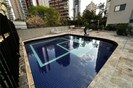 Apartamento à venda com 3 quartos, sendo 1 suíte, em Vila Andrade, São Paulo, SP