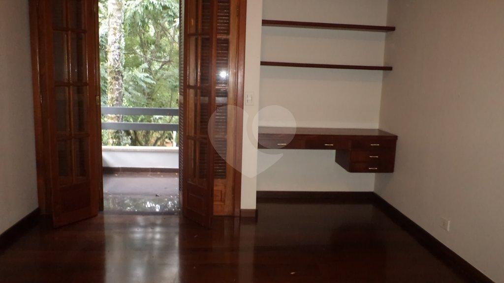 Casa à venda com 4 suítes no condomínio Jatoba, São Paulo - SP