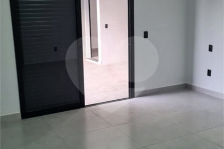 Casa à venda com 3 quartos, sendo 2 suítes, no condomínio Campos do Conde Ii, Paulínia - SP