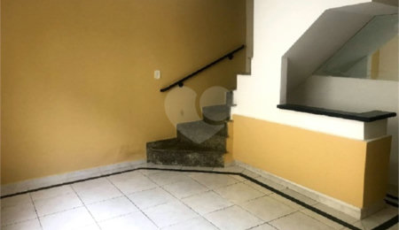 Casa à venda com 3 quartos, sendo 1 suíte,  no condomínio Residencial Means do Campo, São Paulo - SP