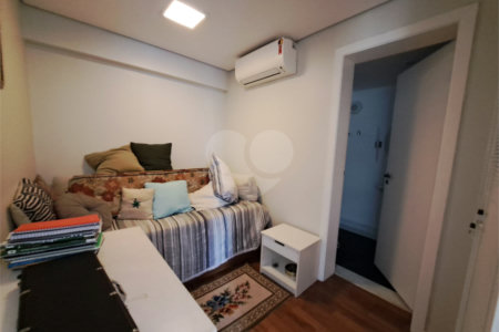 Apartamento à venda com 3 suítes em Campo Belo, São Paulo, SP