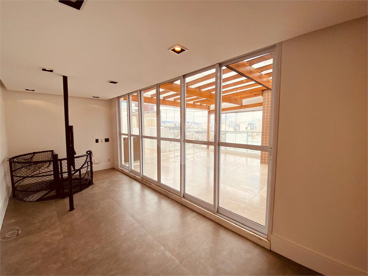 Cobertura à venda com 3 quartos, sendo 1 suíte, em Baeta Neves, São Bernardo do Campo, SP