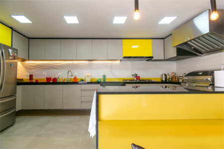 Casa à venda com 3 quartos, sendo 1 suíte,  em Vila Cordeiro, São Paulo, SP