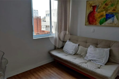 Apartamento à venda com 3 quartos, sendo 1 suíte,  em Santa Cecília, São Paulo, SP